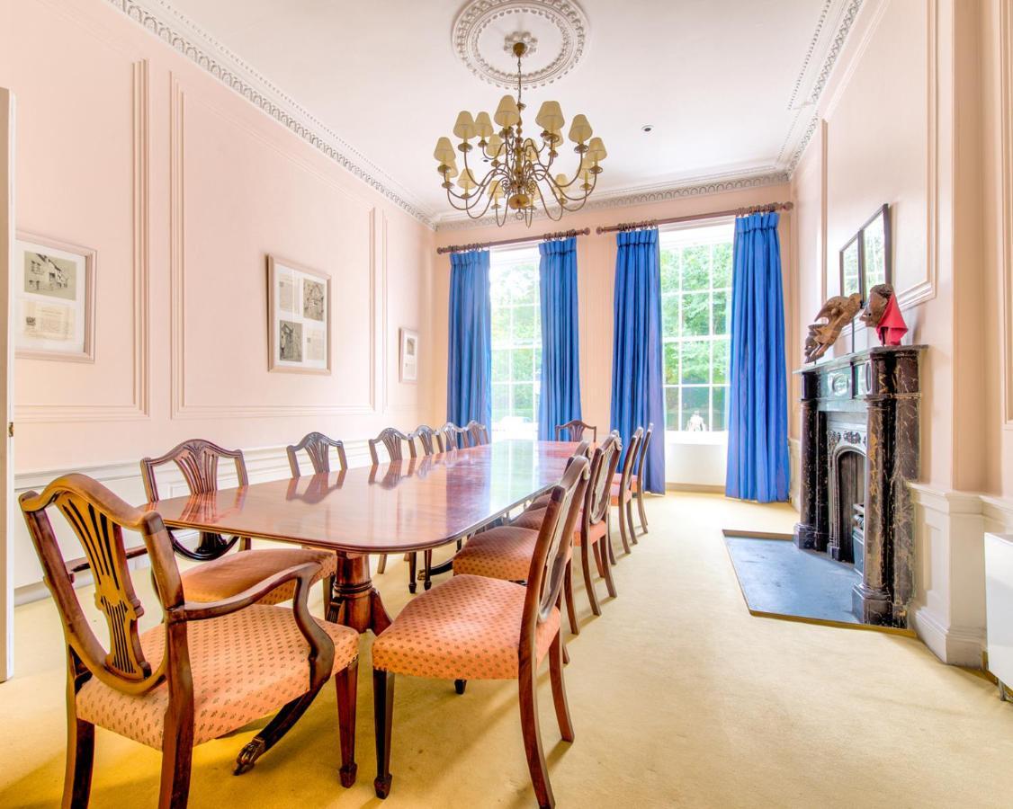 إدنبرة Beautiful City Centre Georgian 4 Bed Townhouse With Private Garden المظهر الخارجي الصورة
