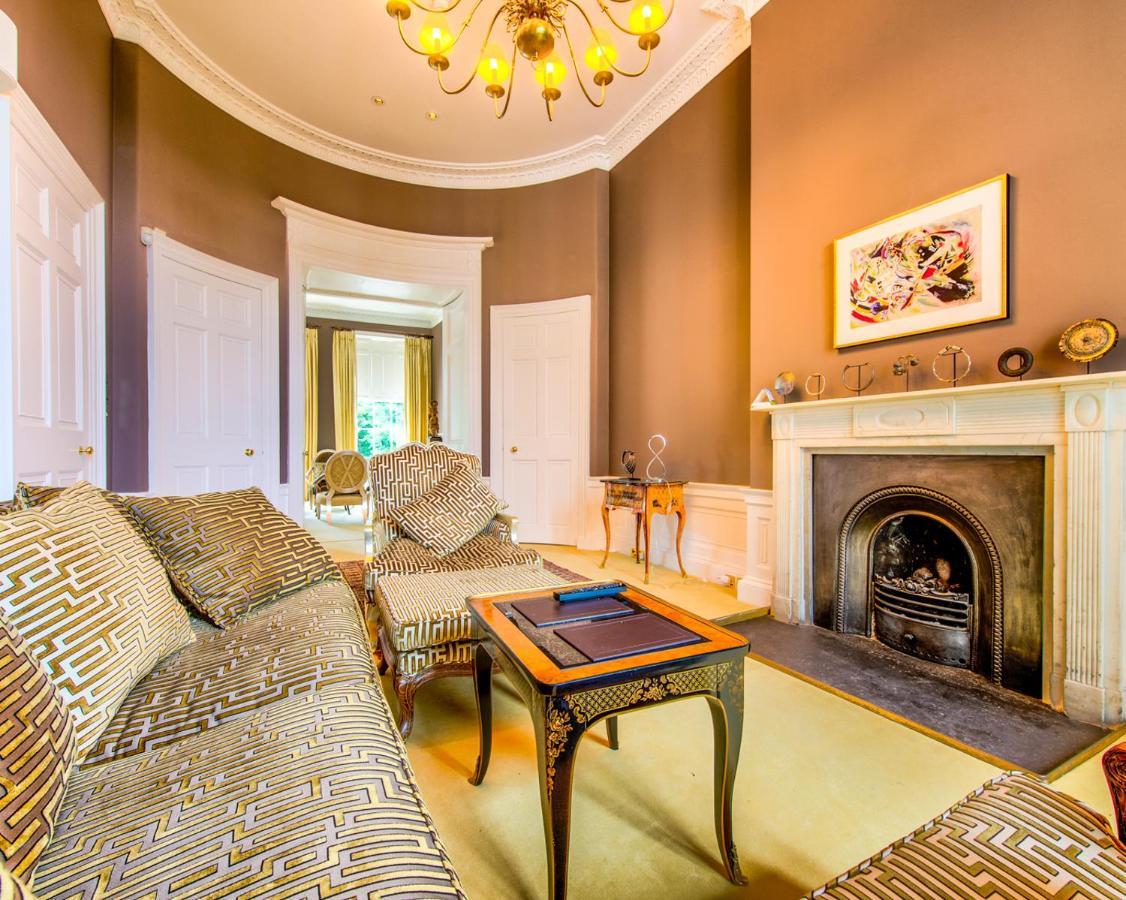 إدنبرة Beautiful City Centre Georgian 4 Bed Townhouse With Private Garden المظهر الخارجي الصورة