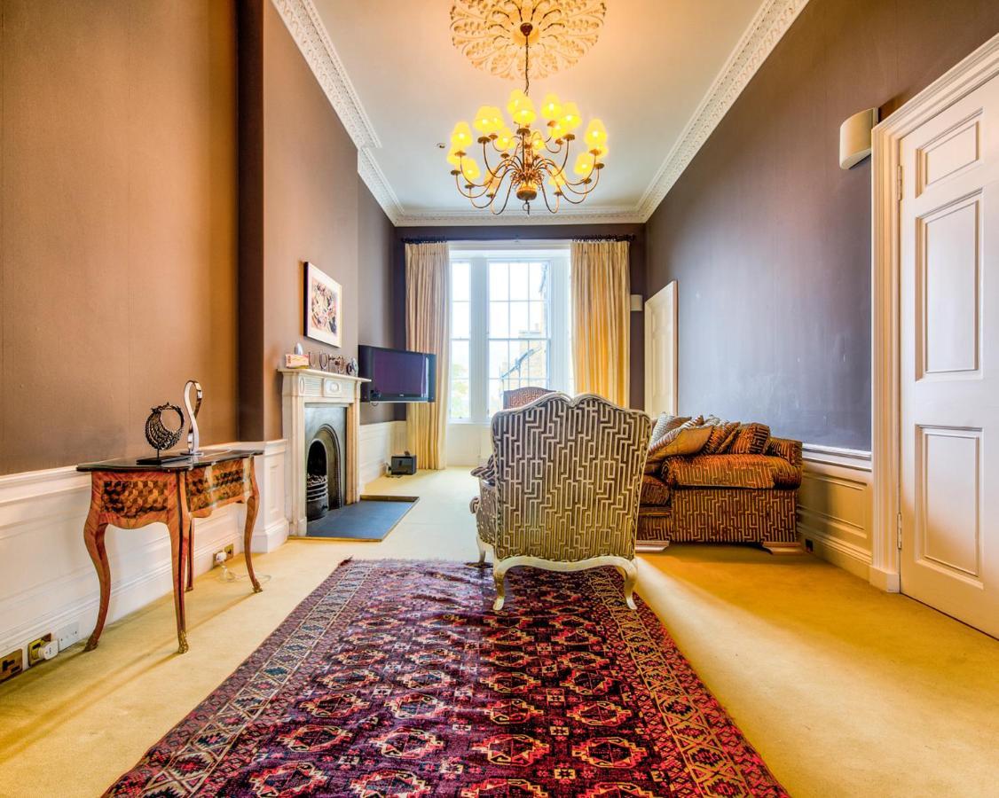 إدنبرة Beautiful City Centre Georgian 4 Bed Townhouse With Private Garden المظهر الخارجي الصورة