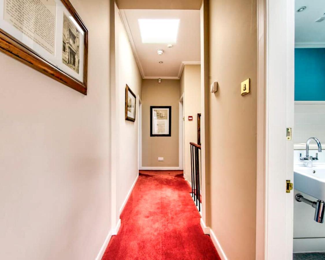 إدنبرة Beautiful City Centre Georgian 4 Bed Townhouse With Private Garden المظهر الخارجي الصورة